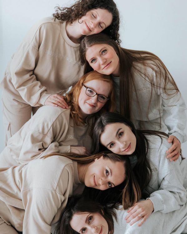 Dancers of Deseret Dance Theater posed together